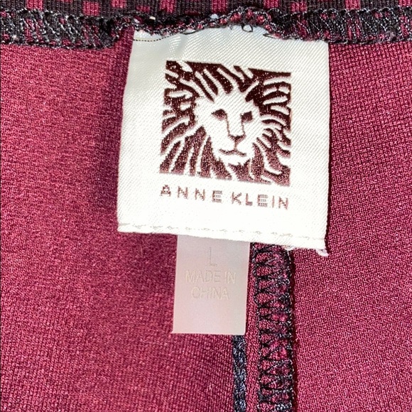 Anne Klein Burgundy and Black Printed Dress Pants - Picture 4 of 5